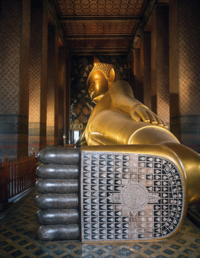 Wat Pho: Bangkok’s Temple of the Reclining Buddha — A Local’s Guide